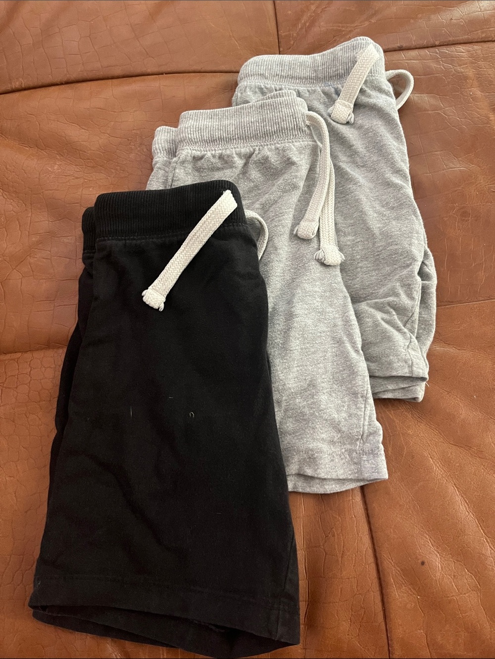 Old Navy Kids Pull-On Shorts in Black & Light Gray